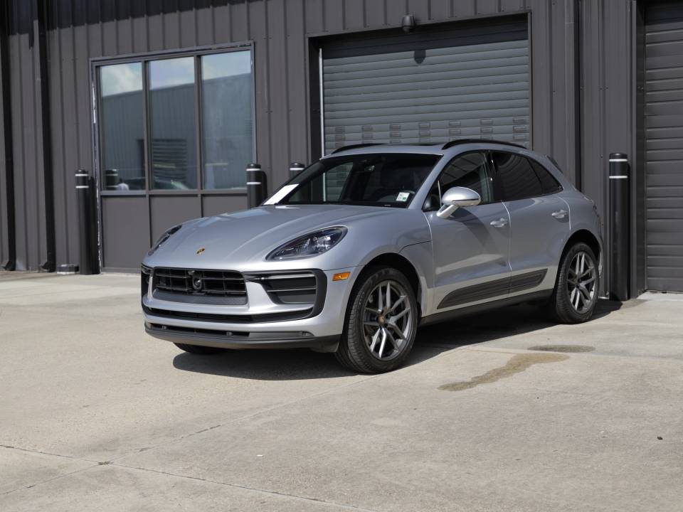 2023 Porsche Macan