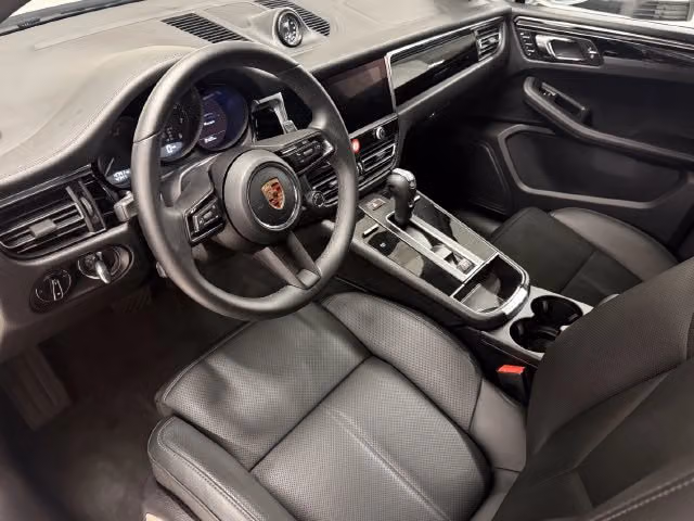 2026 Porsche Macan Base - Photo 27
