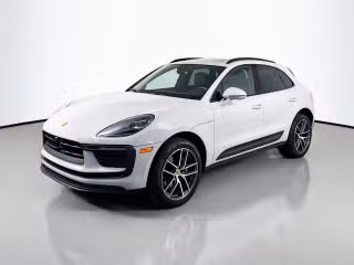 2024 Porsche Macan's photo