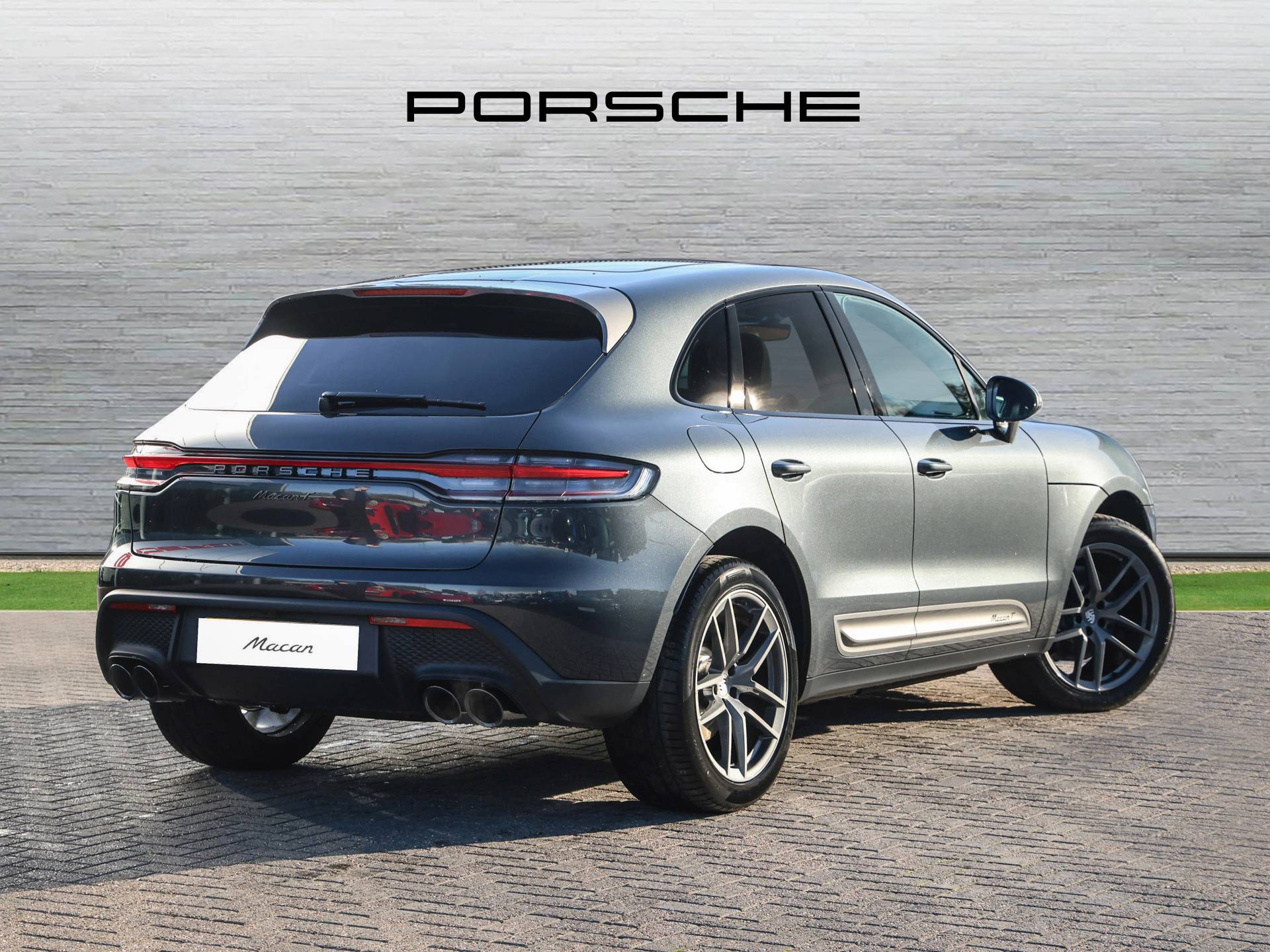 Macan T, photo 2 of 40