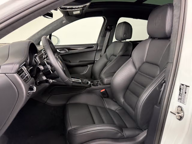 2026 Porsche Macan S - Photo 34