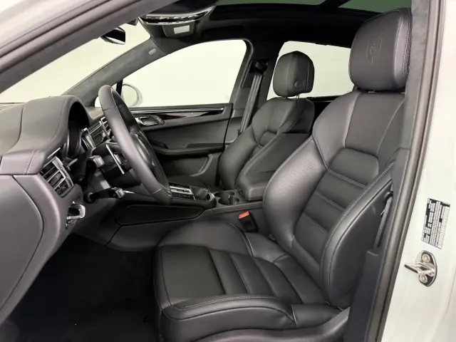 2026 Porsche Macan S - Photo 38