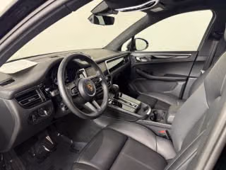 2026 Porsche Macan Base - Photo 25