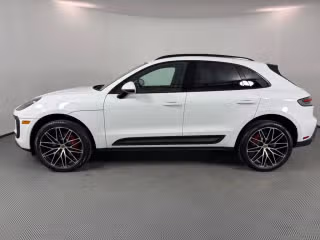 2026 Porsche Macan S - Photo 9