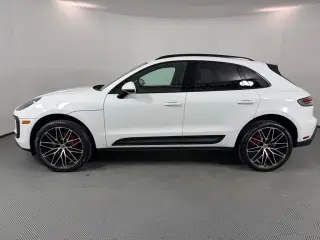 2026 Porsche Macan S - Photo 13