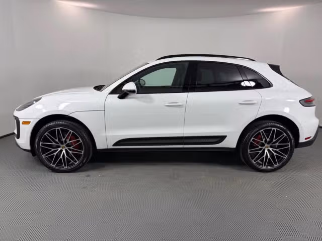 2026 Porsche Macan S - Photo 10