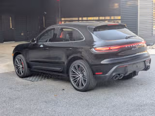 2026 Porsche Macan S - Photo 17