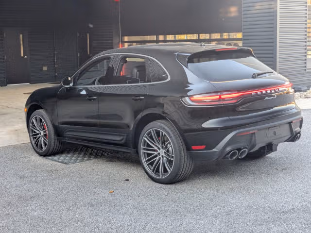 2026 Porsche Macan S - Photo 18
