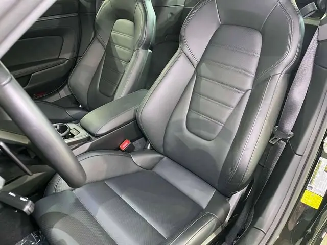 2025 Porsche 911 S - Photo 39