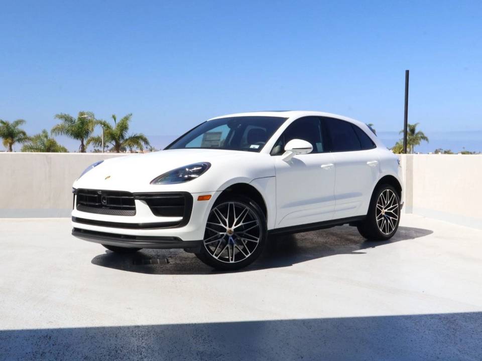 2026 Porsche Macan