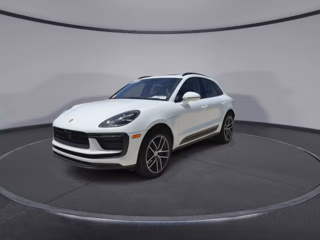 2023 Porsche Macan T - Photo 26