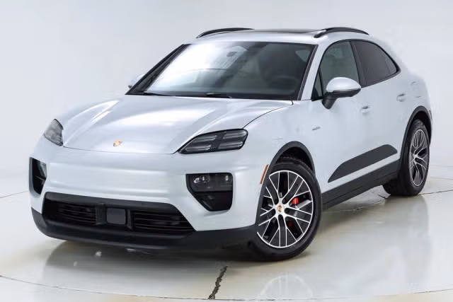 Used 2025 Porsche Macan S with VIN WP1AB2XA5SL150661 for sale in Knoxville, TN
