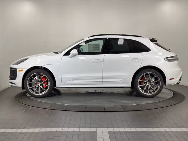 2026 Porsche Macan GTS - Photo 10