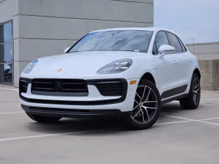 2026 Porsche Macan's photo