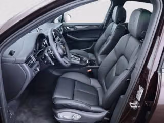 2025 Porsche Macan T - Photo 33