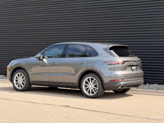 2021 Porsche Cayenne -'s photo