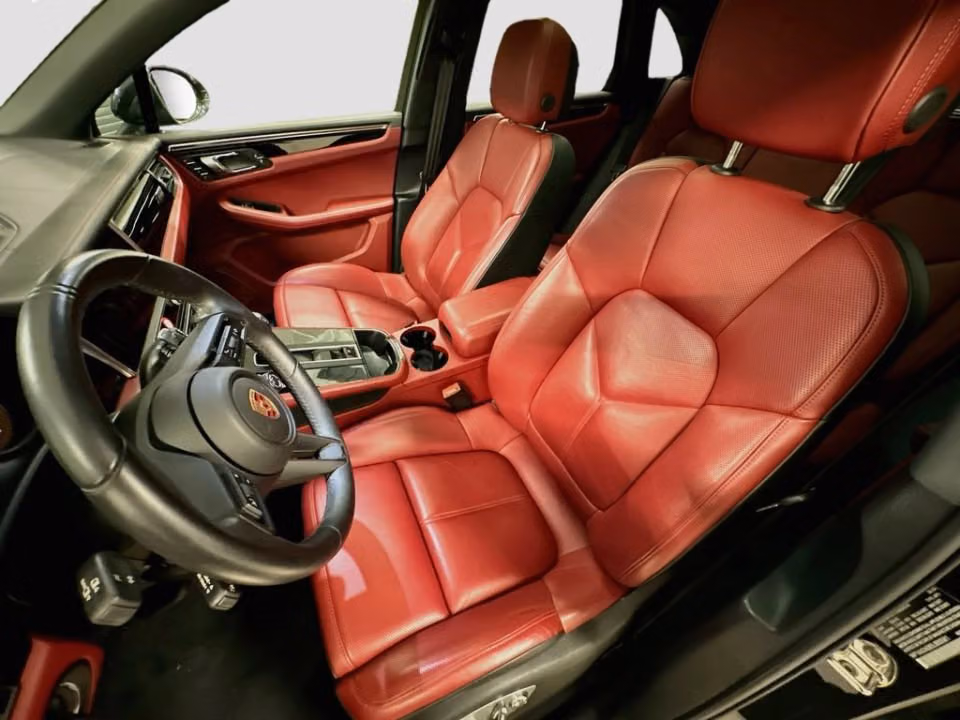 2025 Porsche Macan Base - Photo 35