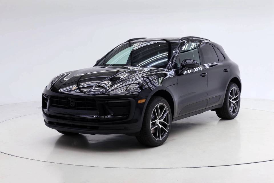 2026 Porsche Macan