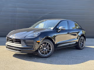 2026 Porsche Macan T's photo