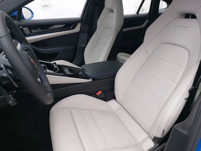 2026 Porsche Panamera Base - Photo 38