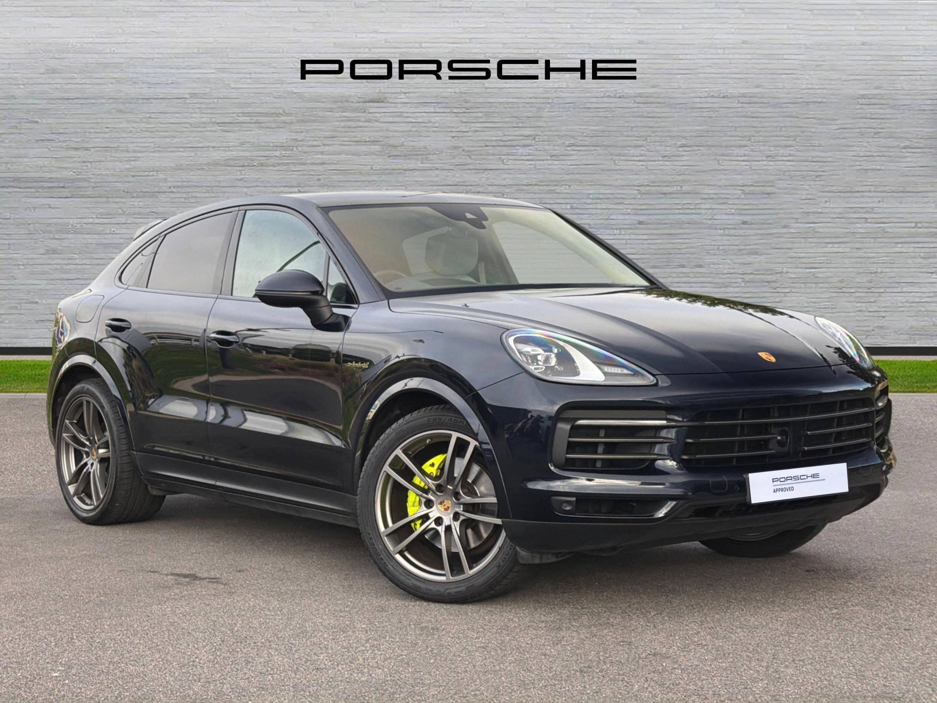 Cayenne E-Hybrid Coupé, photo 1 of 44
