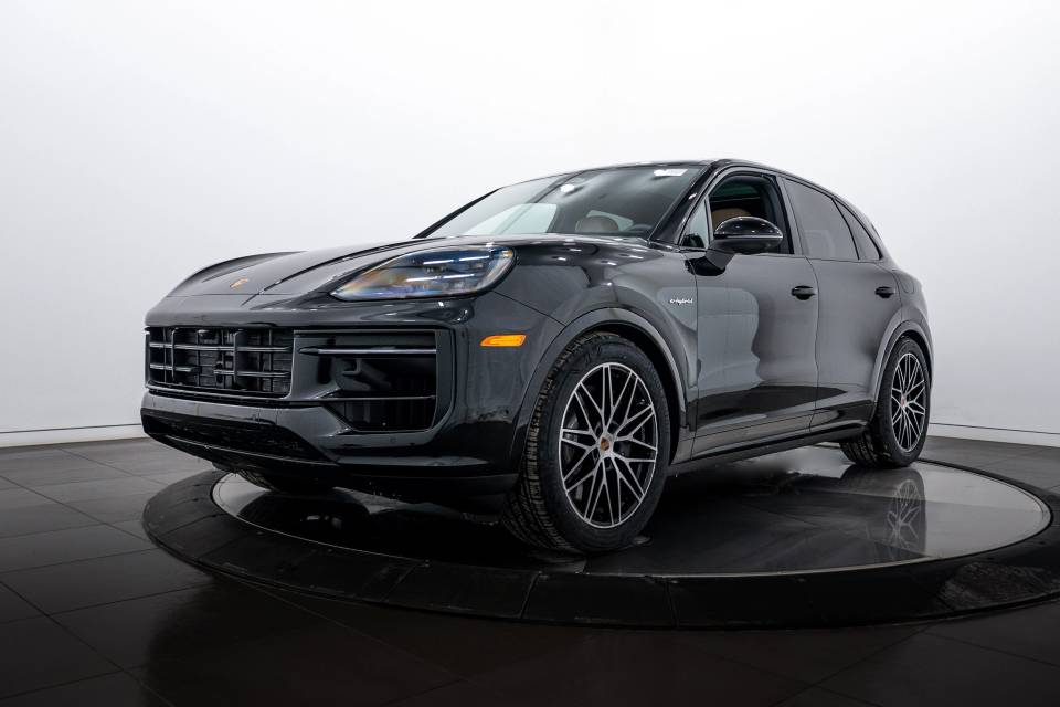 2026 Porsche Cayenne E-Hybrid