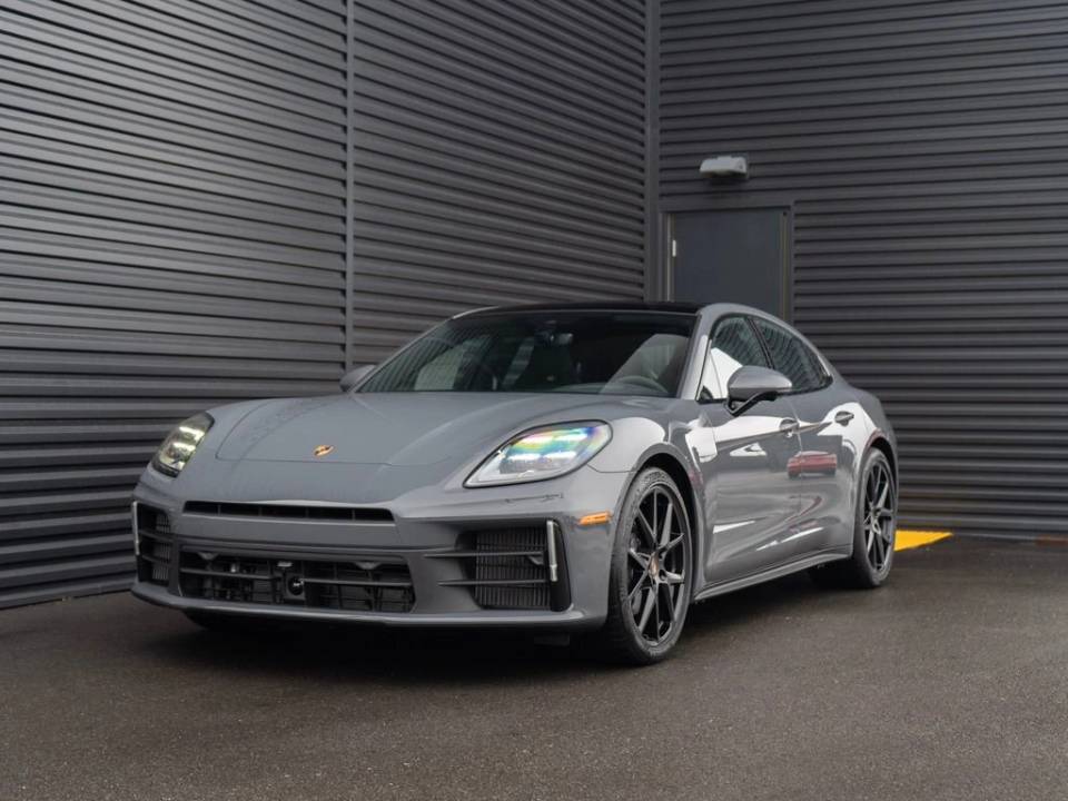 2026 Porsche Panamera