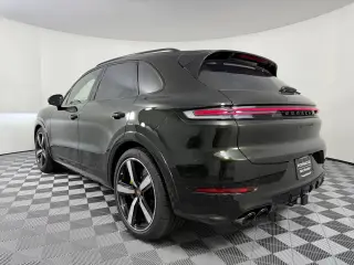 2026 Porsche Cayenne GTS - Photo 21