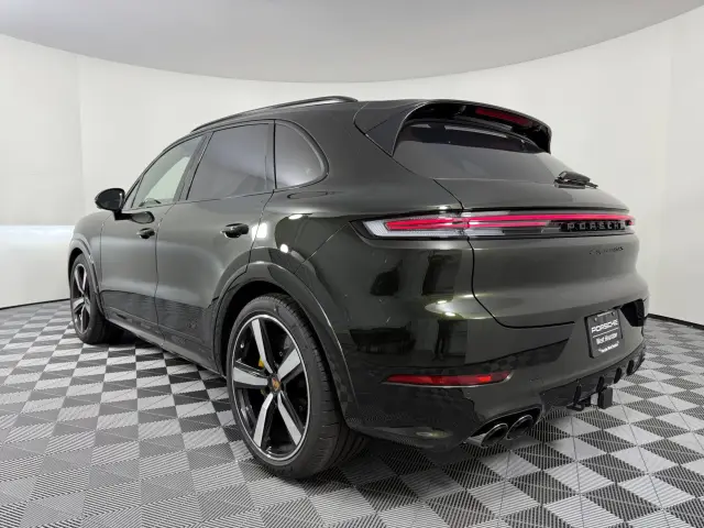2026 Porsche Cayenne GTS - Photo 22