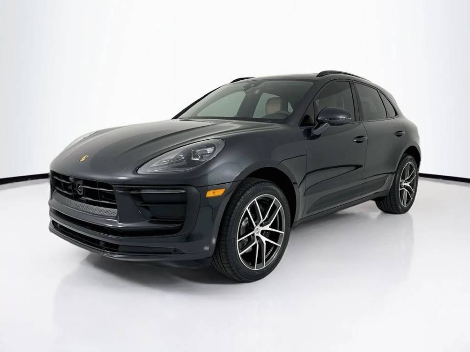 2026 Porsche Macan