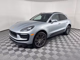 2026 Porsche Macan's photo