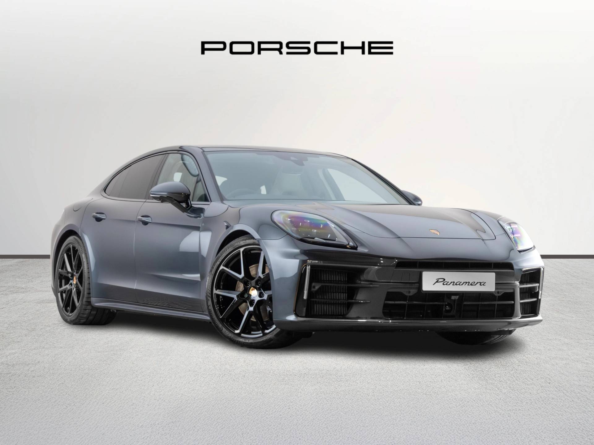Panamera 4, photo 1 of 37