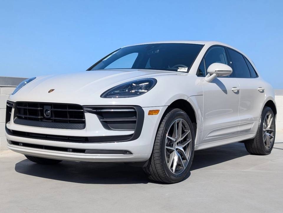 2026 Porsche Macan