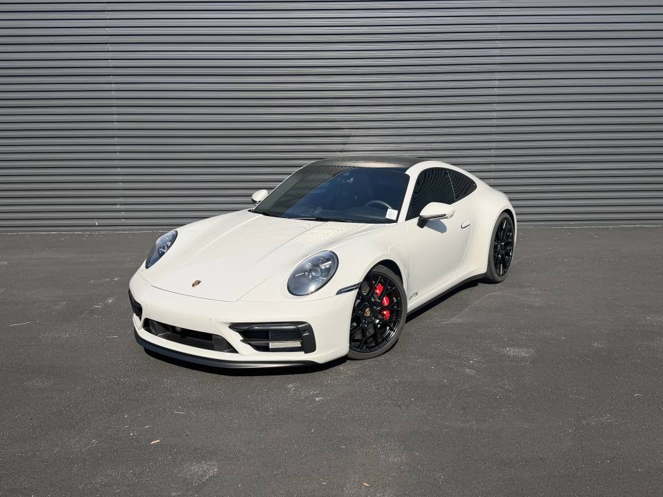 2022 Porsche 911 GTS