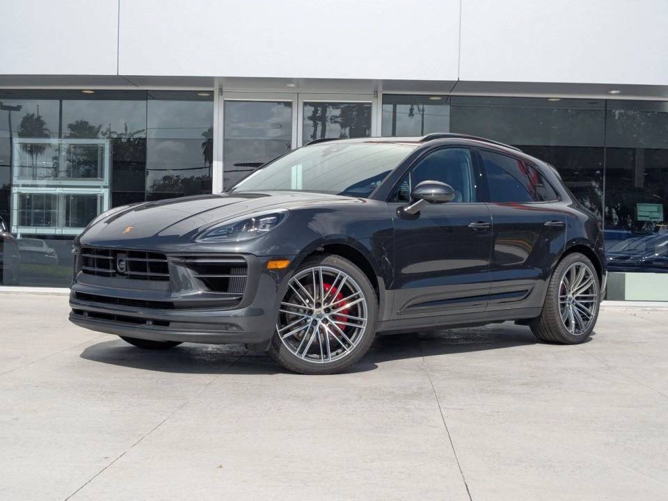 2025 Porsche Macan