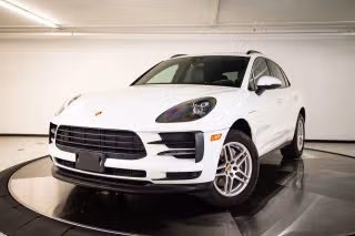 2021 Porsche Macan -'s photo