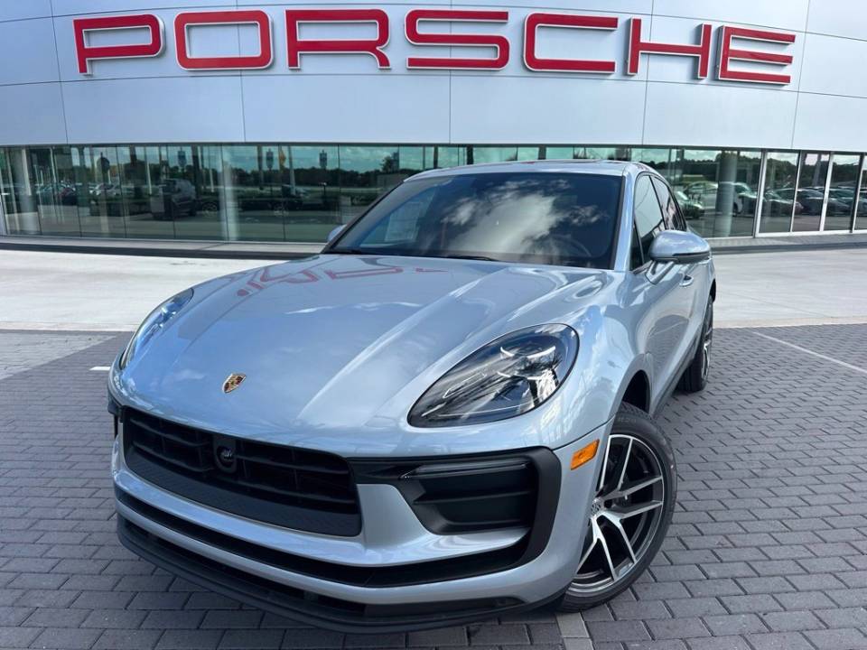 2026 Porsche Macan