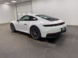 2026 Porsche 911 S - Photo 17