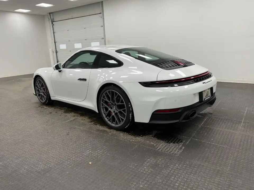 2026 Porsche 911 S - Photo 23