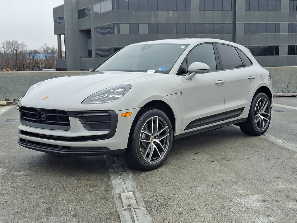 2026 Porsche Macan