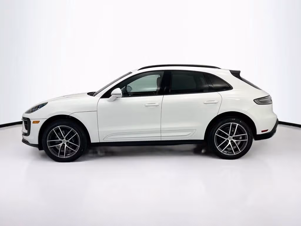 2025 Porsche Macan Base - Photo 12