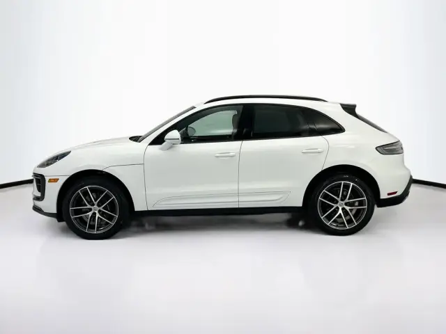 2025 Porsche Macan Base - Photo 14