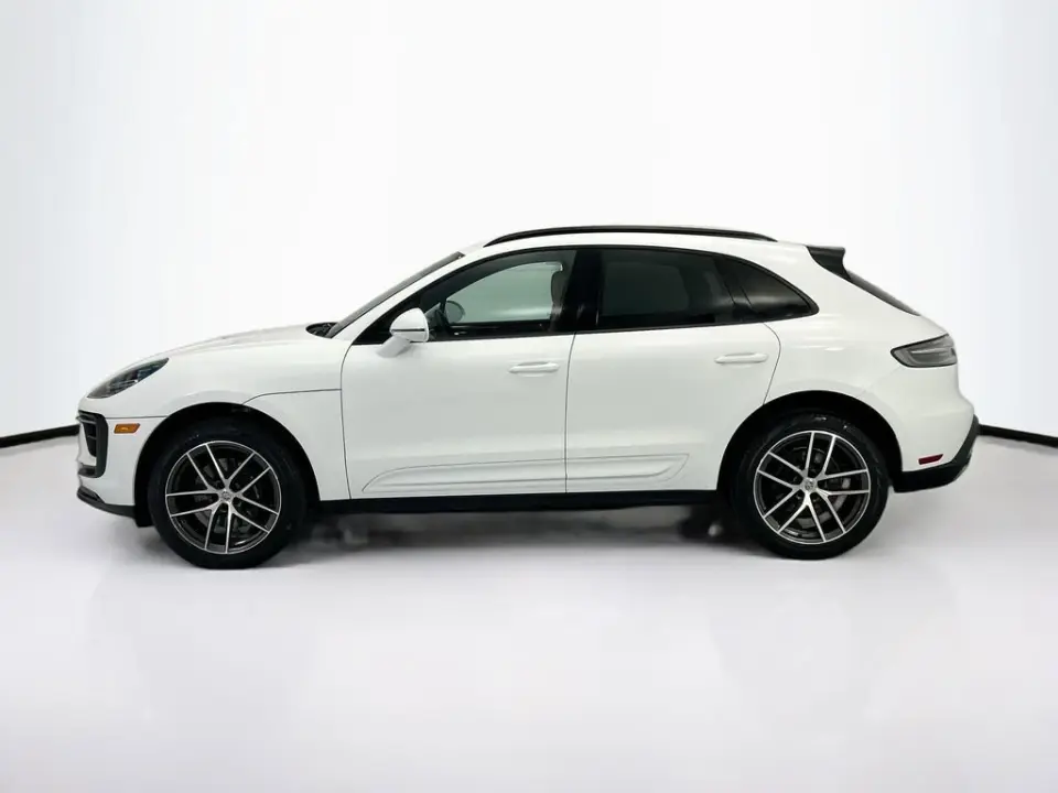 2025 Porsche Macan Base - Photo 15