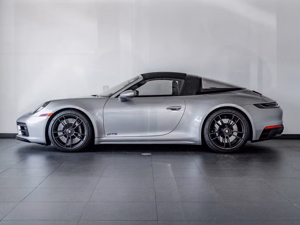2024 Porsche 911 GTS - Photo 12