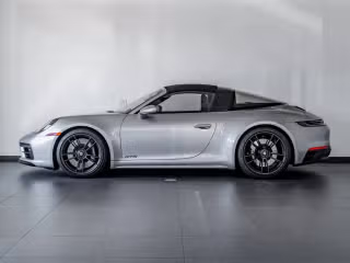 2024 Porsche 911 GTS - Photo 9