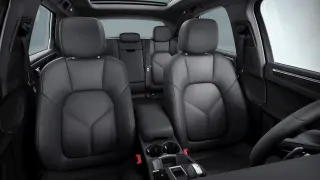 2025 Porsche Macan - Photo 37
