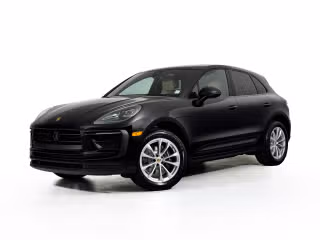 2026 Porsche Macan T's photo