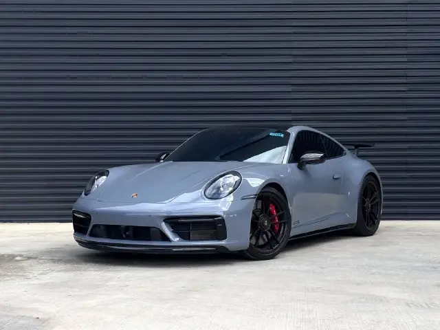 2023 Porsche 911 Carrera 4 GTS