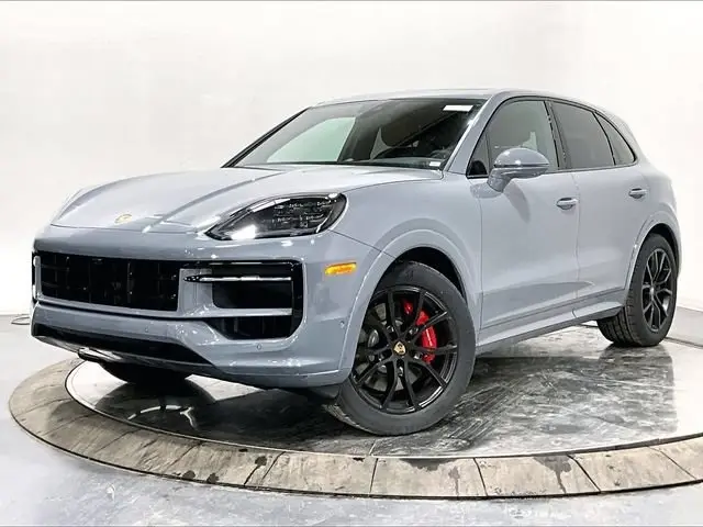 2026 Porsche Cayenne S - Photo 7