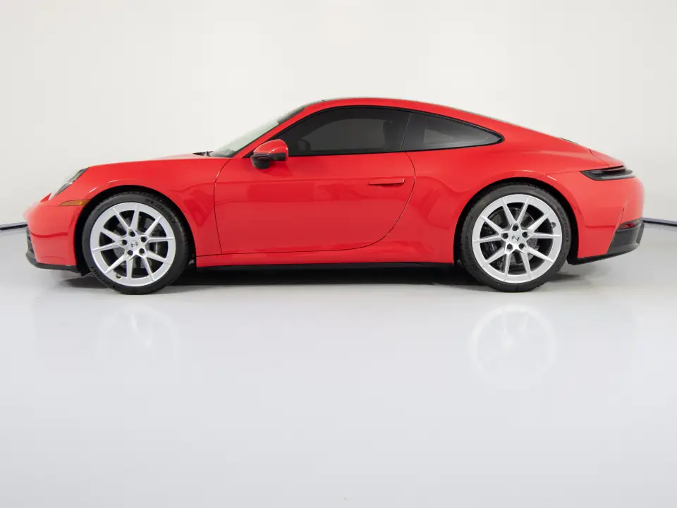 2025 Porsche 911 - Photo 15